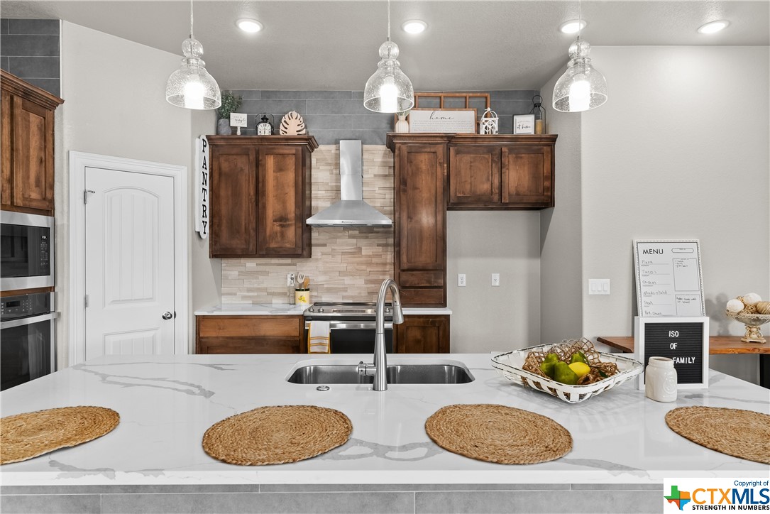 3425 Bandit Court