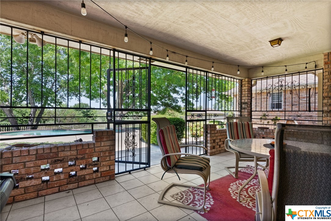 1505 S Roy Reynolds Drive