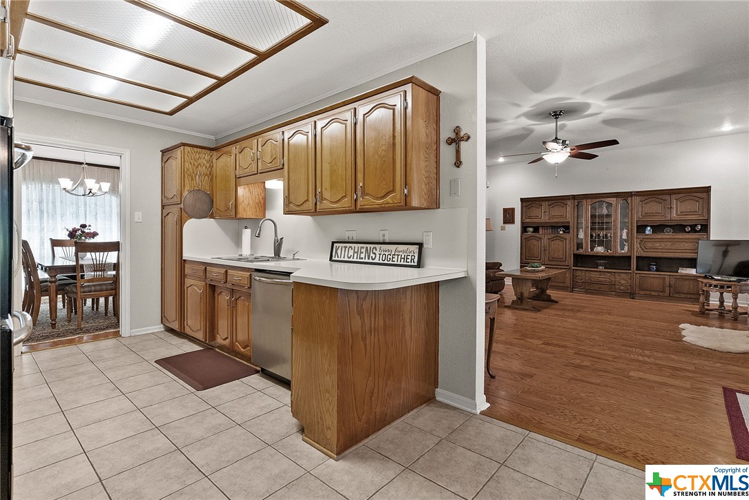 1505 S Roy Reynolds Drive