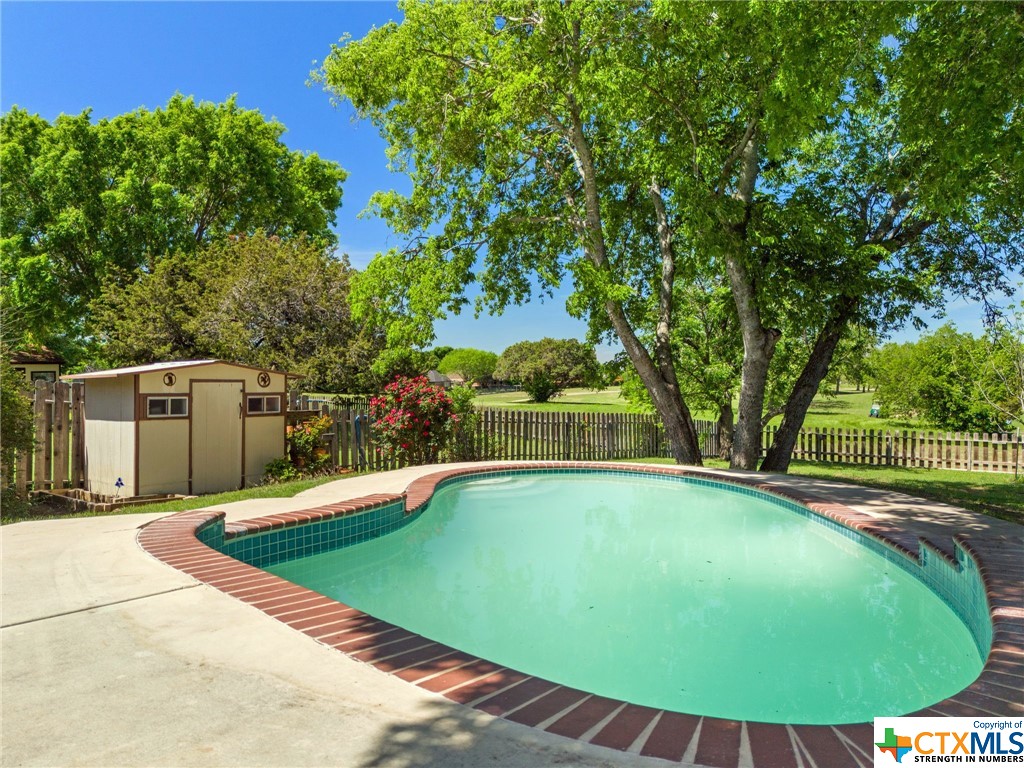 1505 S Roy Reynolds Drive