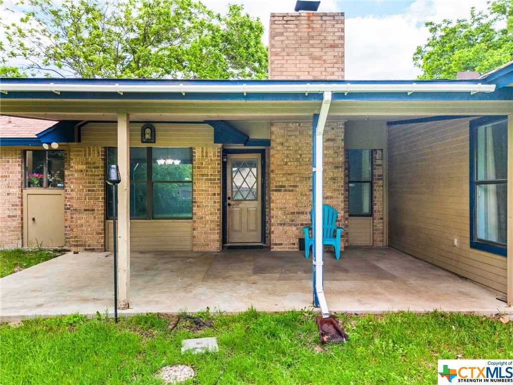 3300 Timber Oak Drive
