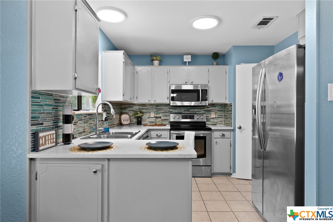 3300 Timber Oak Drive