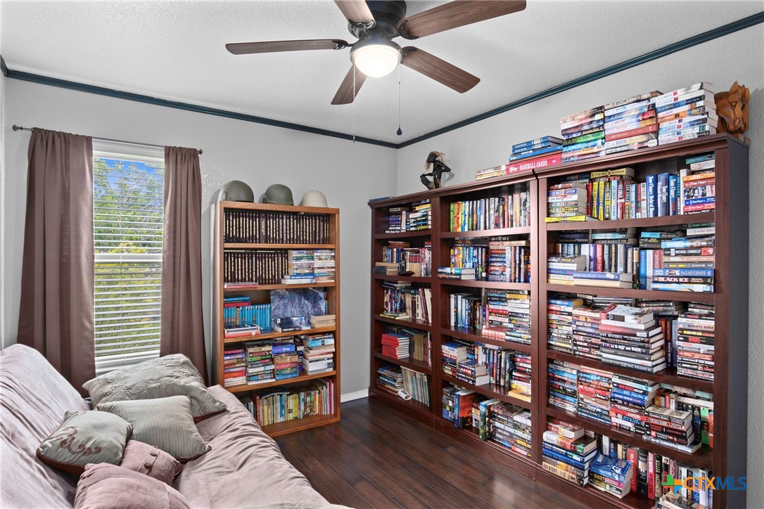 12041 Oakalla Road