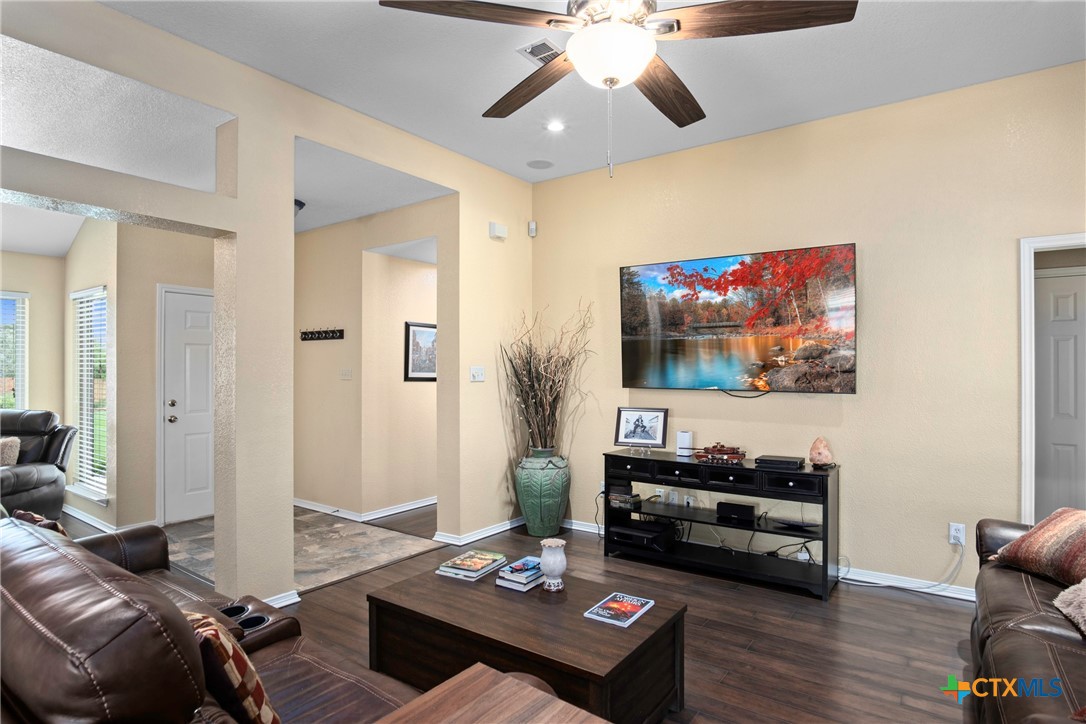 12041 Oakalla Road