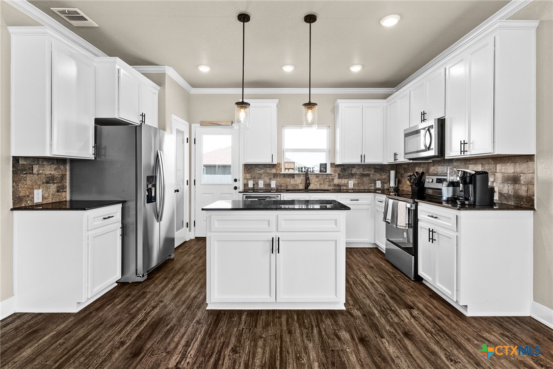 1507 Black Kettle Trail