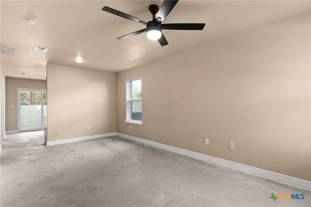 807 White Meadow Lane