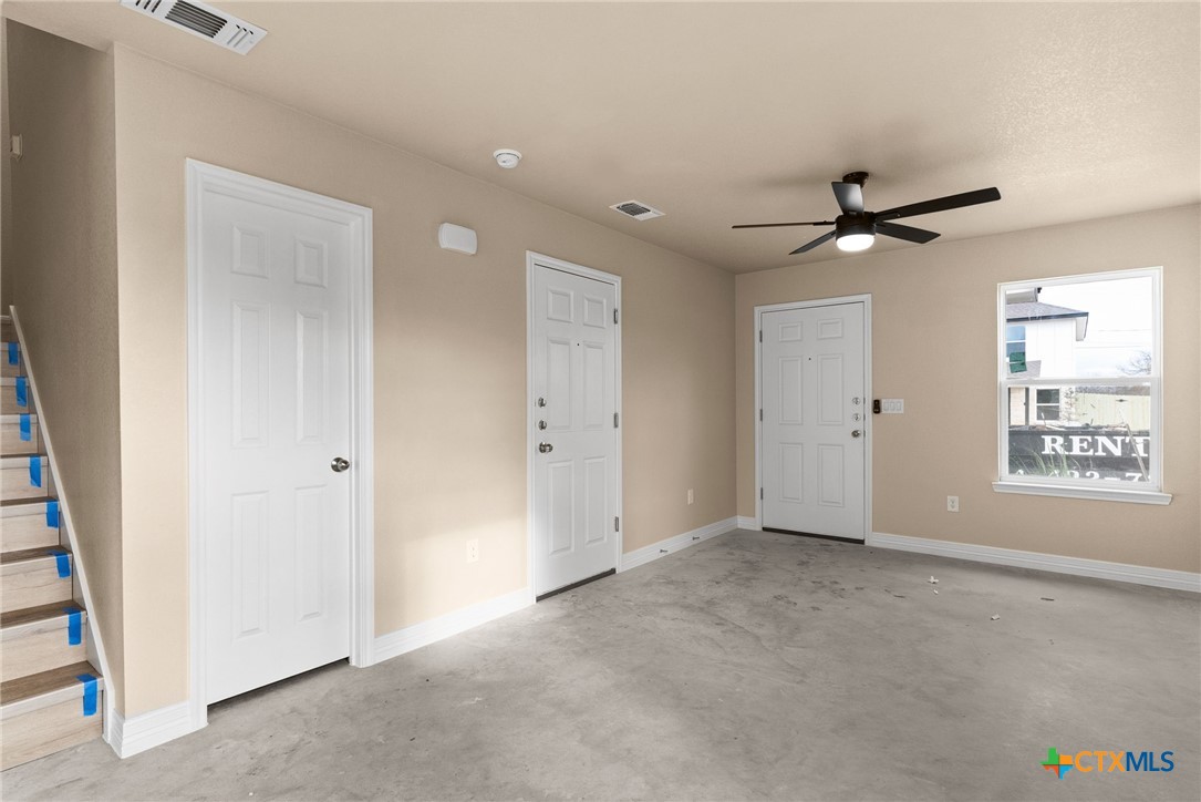 807 White Meadow Lane