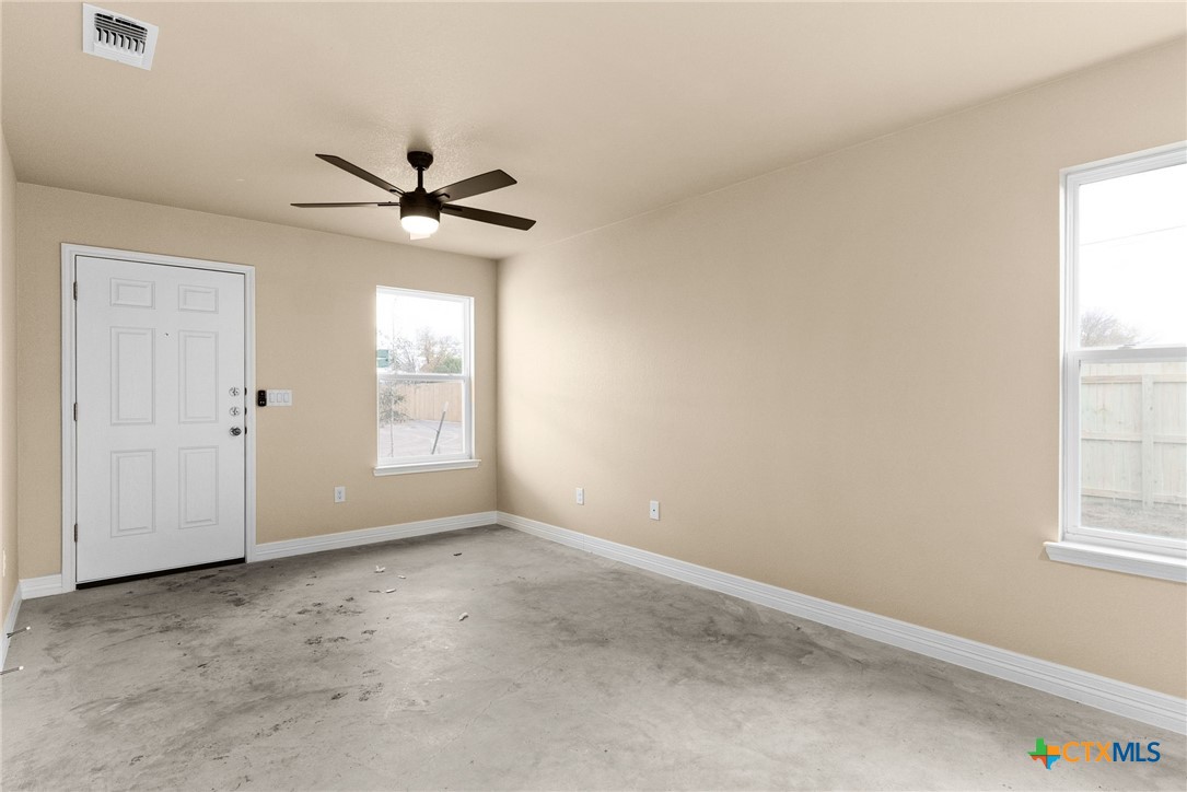 807 White Meadow Lane