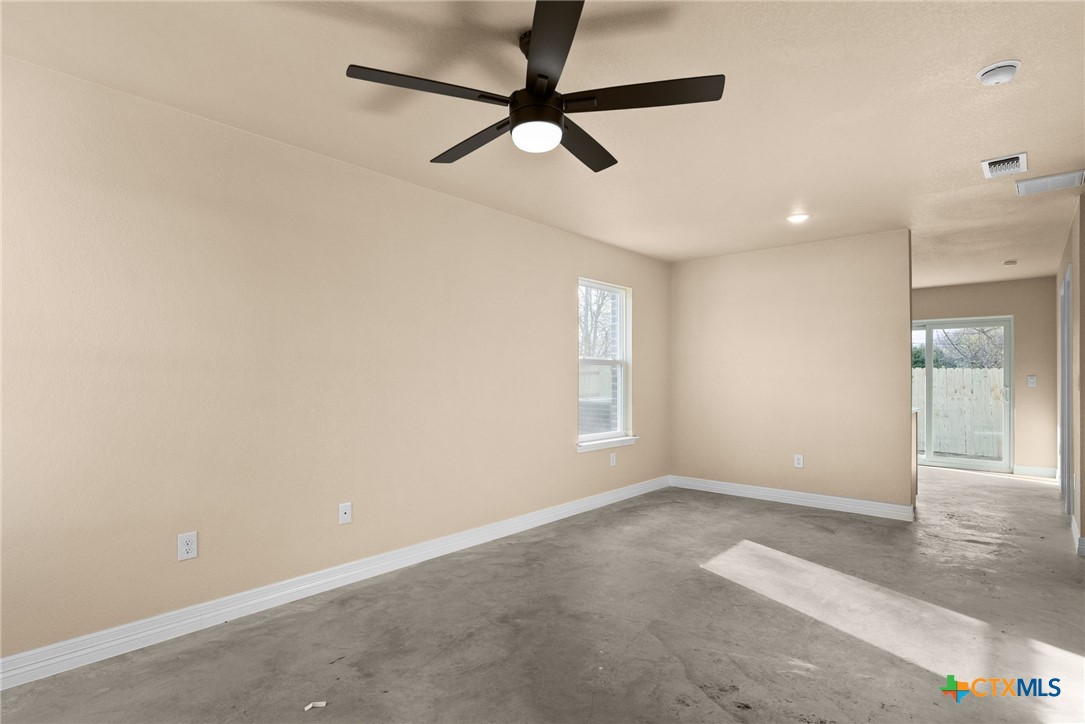 807 White Meadow Lane
