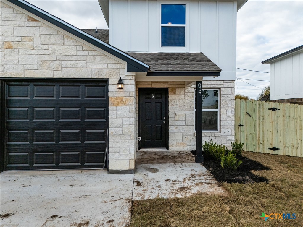 807 White Meadow Lane