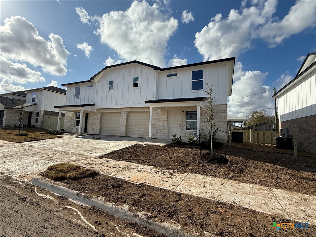805 White Meadow Lane