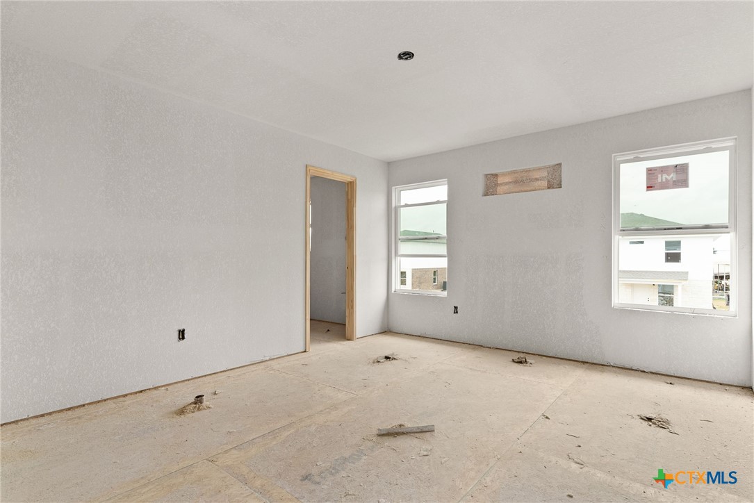 802 White Meadow Lane