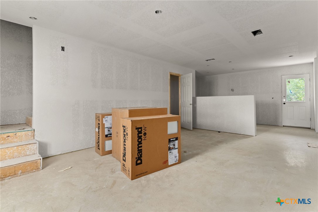 802 White Meadow Lane
