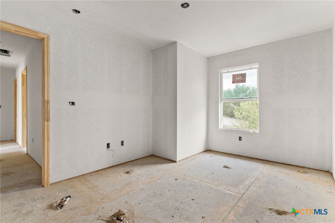 802 White Meadow Lane