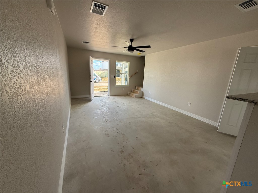 804 White Meadow Lane