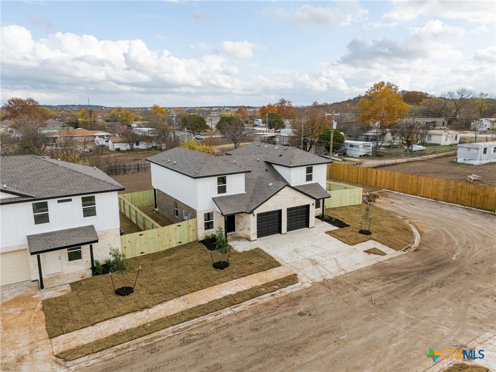 806 White Meadow Lane