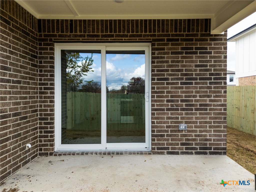 806 White Meadow Lane