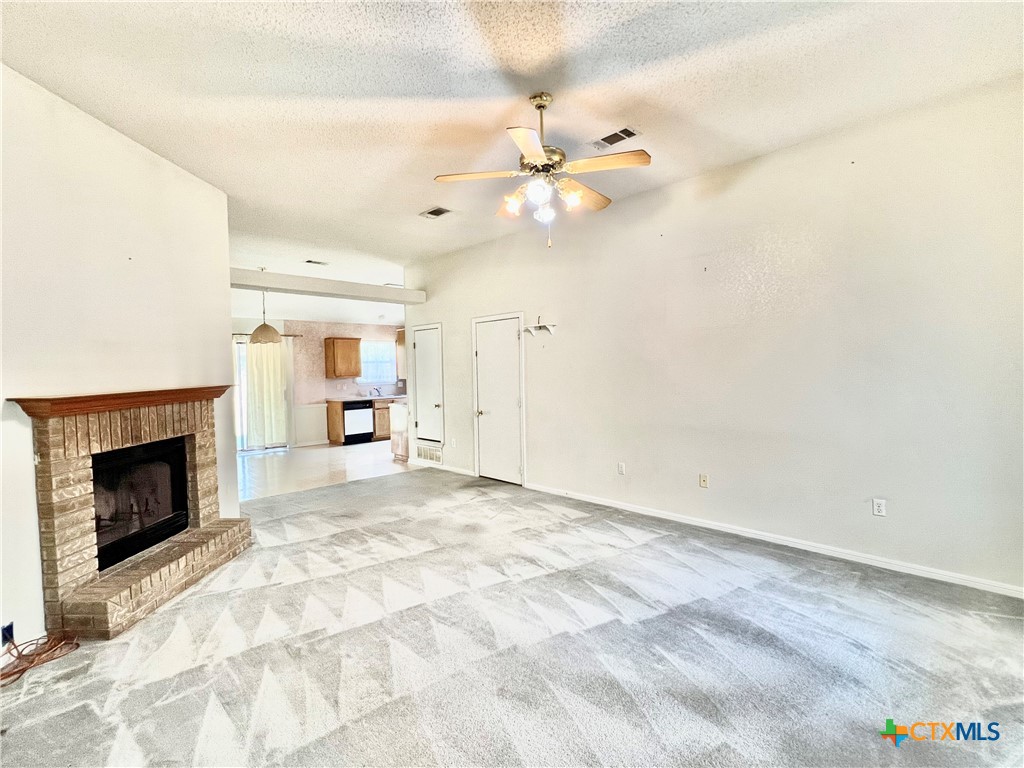 105 Lariat Circle