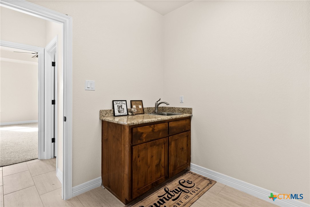 649 County Road 3152