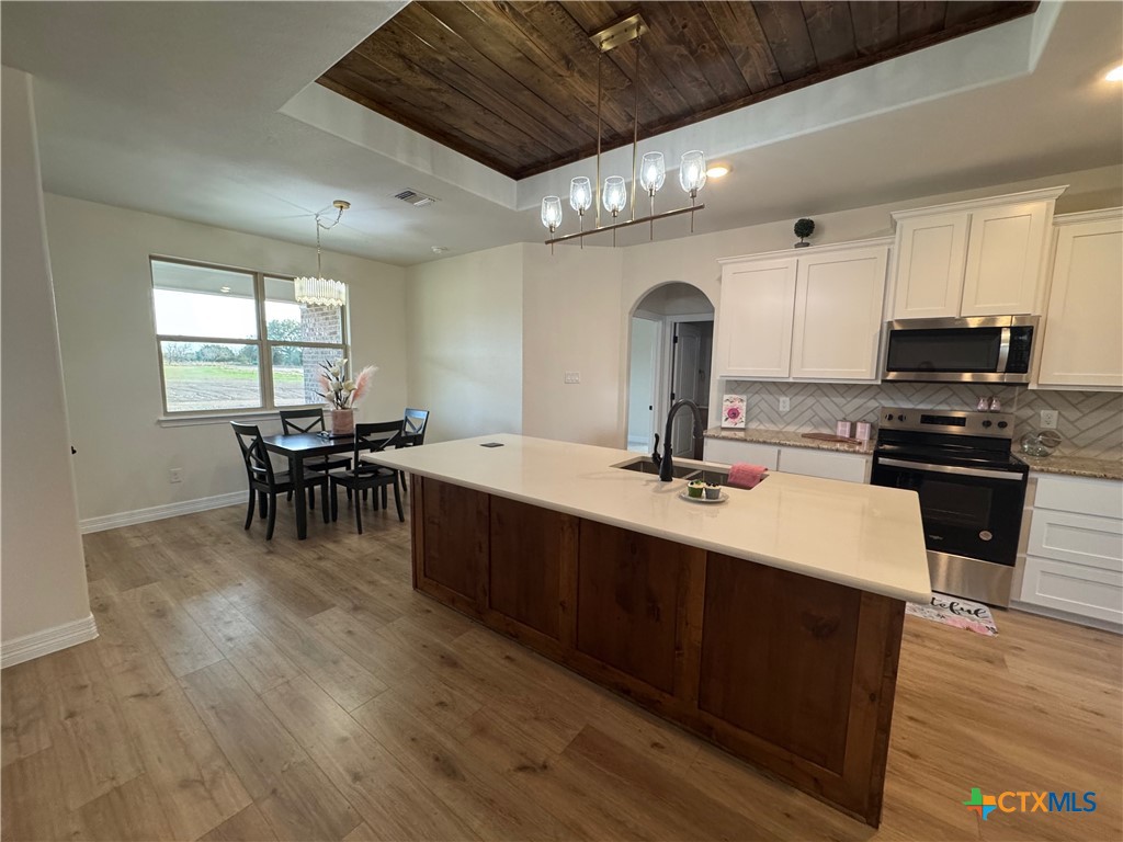 649 County Road 3152