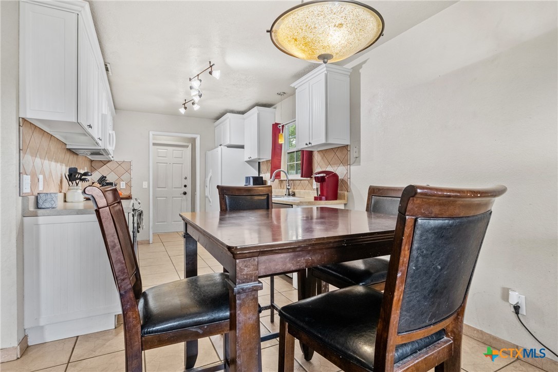 1606 Joy Drive