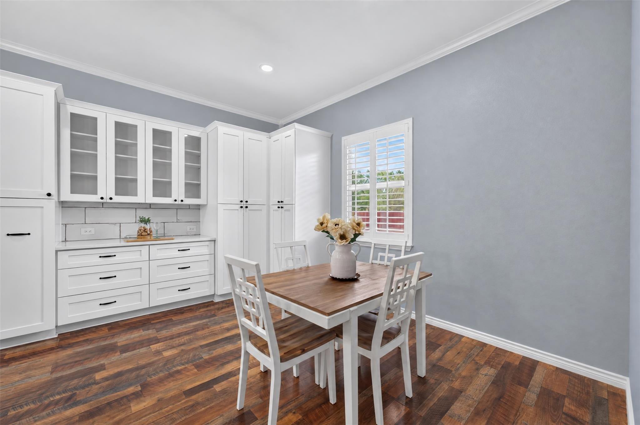 1042 County Road 3351