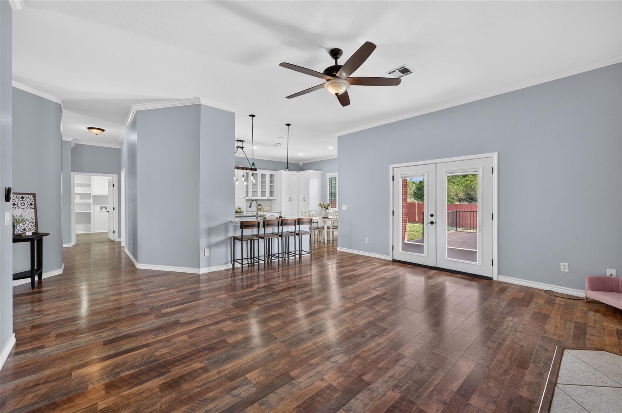 1042 County Road 3351