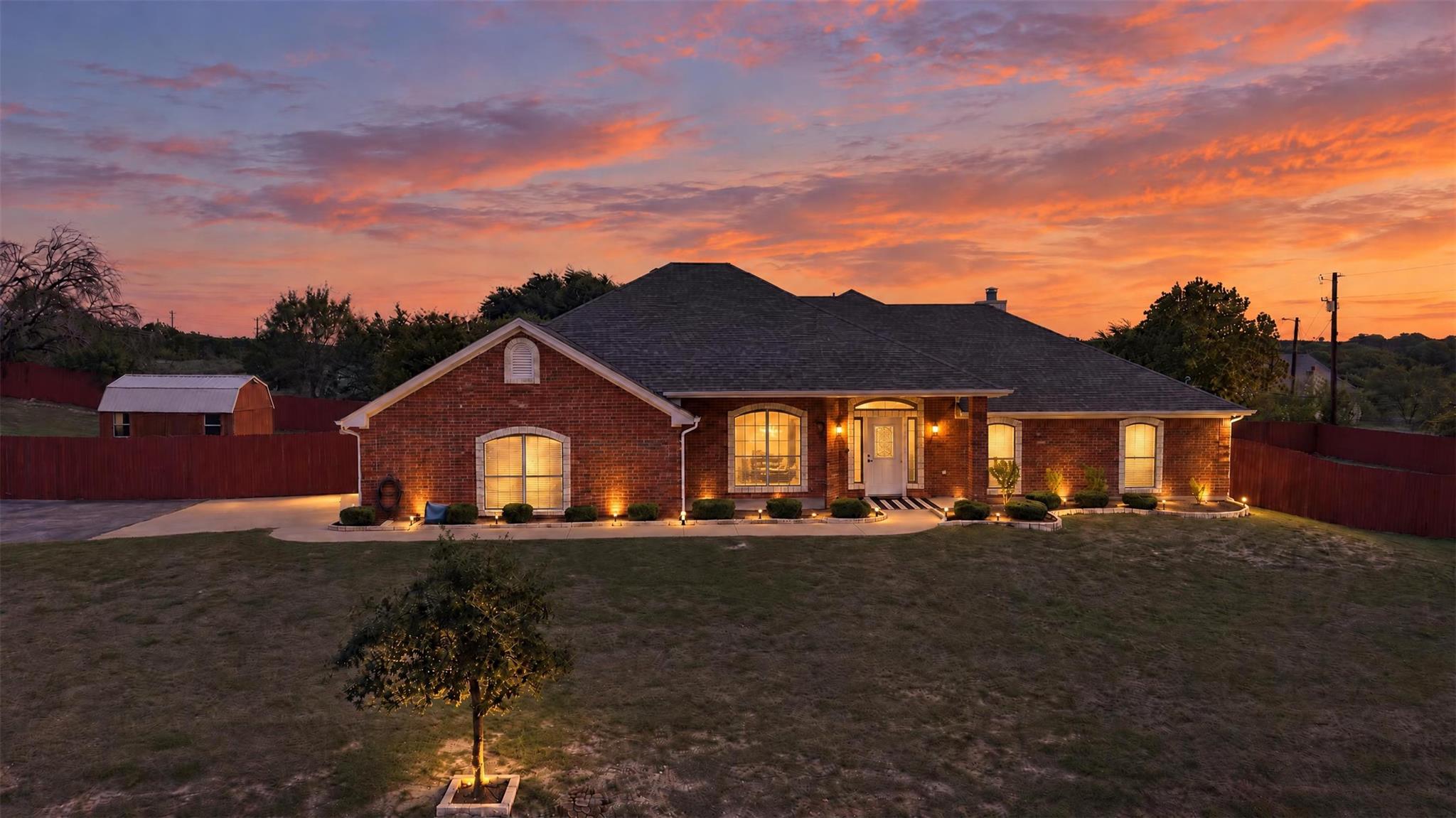 1042 County Road 3351