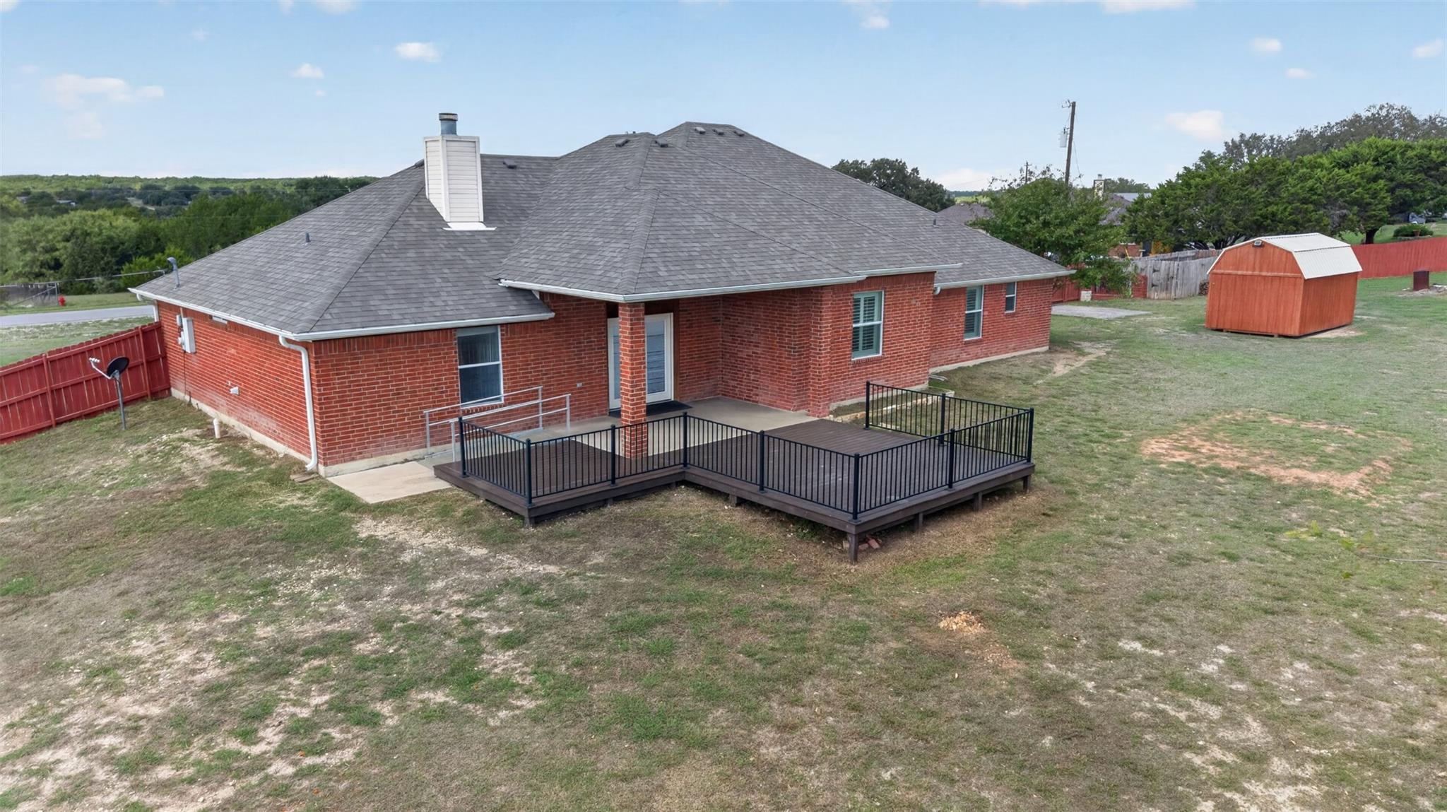 1042 County Road 3351