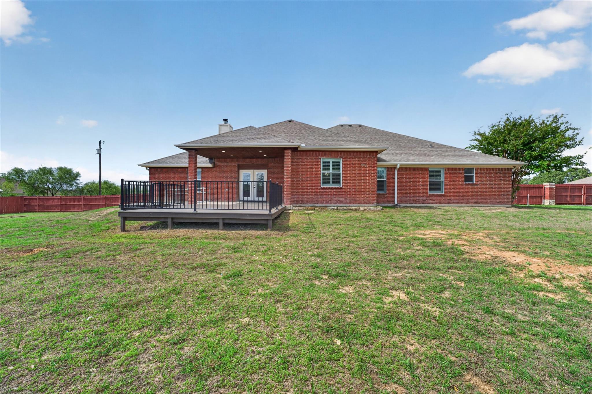 1042 County Road 3351