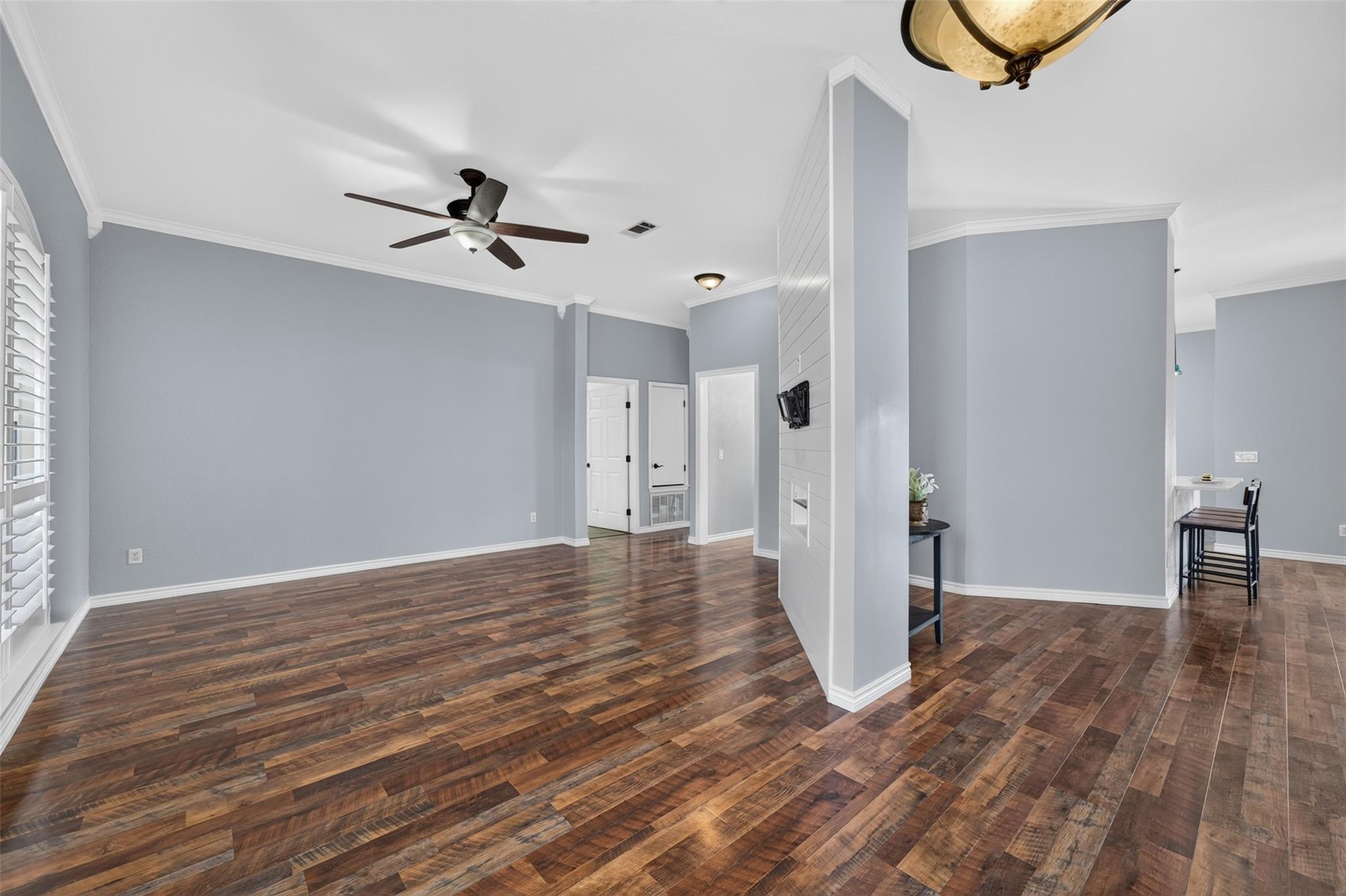 1042 County Road 3351