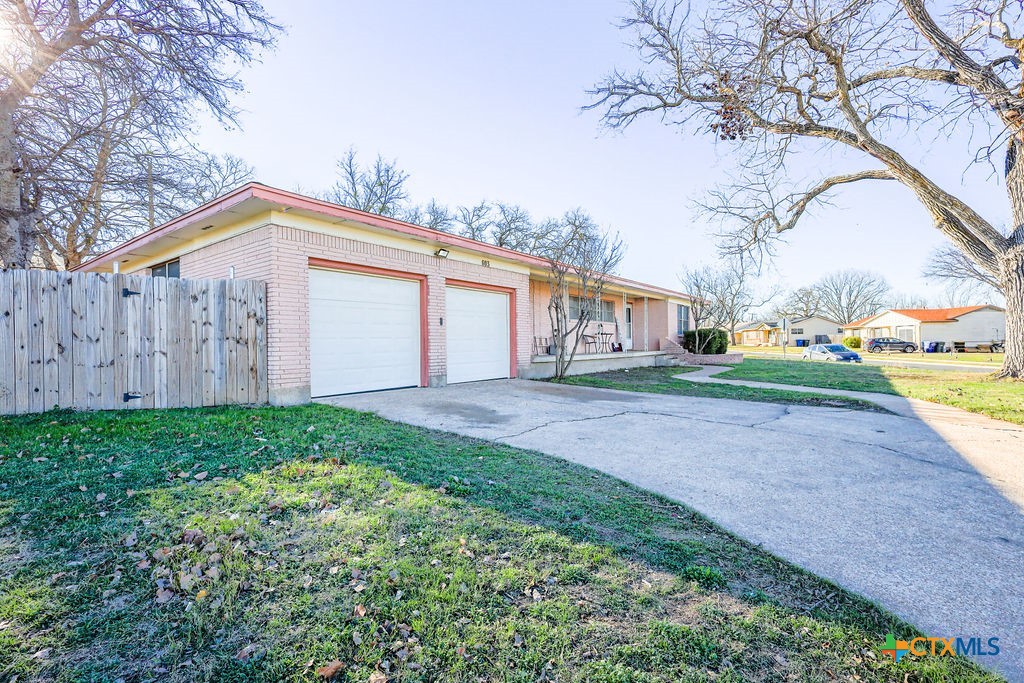 603 Shady Lane