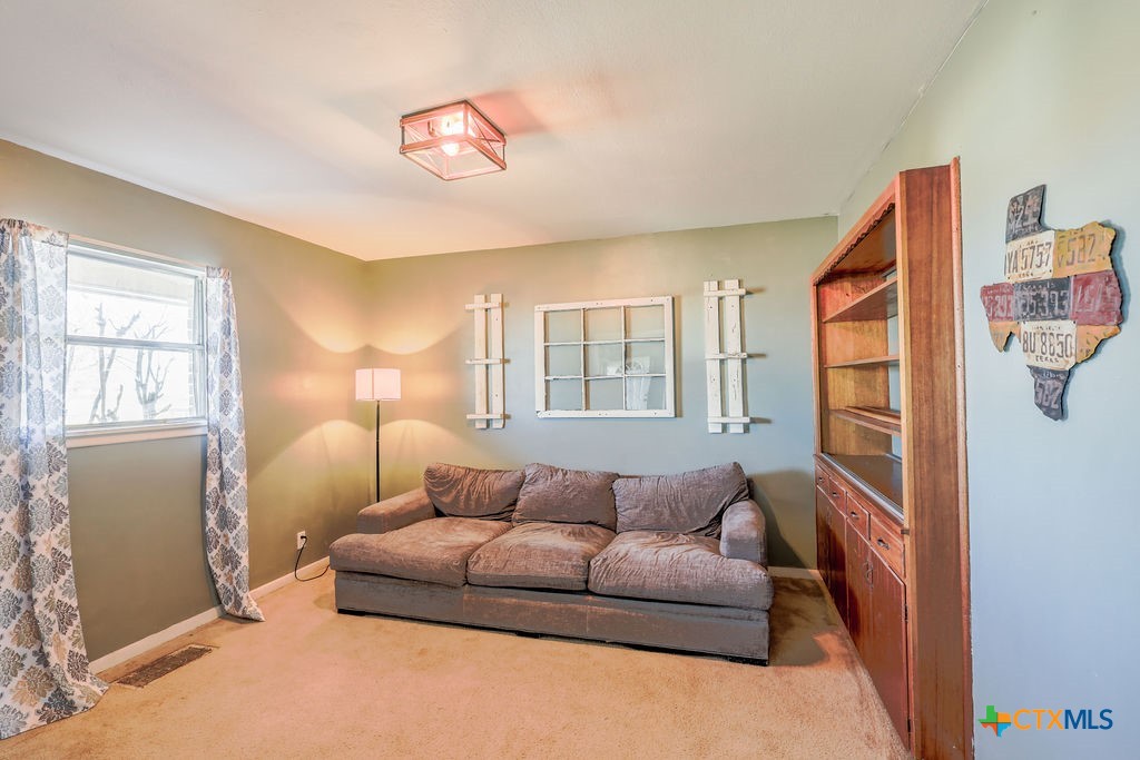 603 Shady Lane