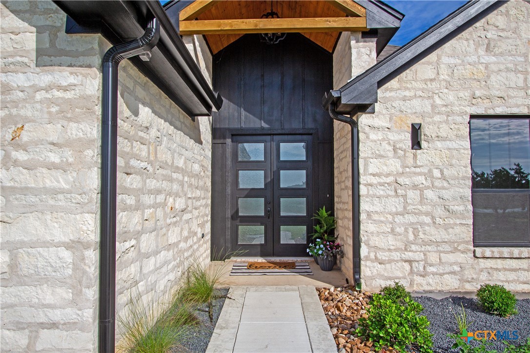 4374 Tall Ridge