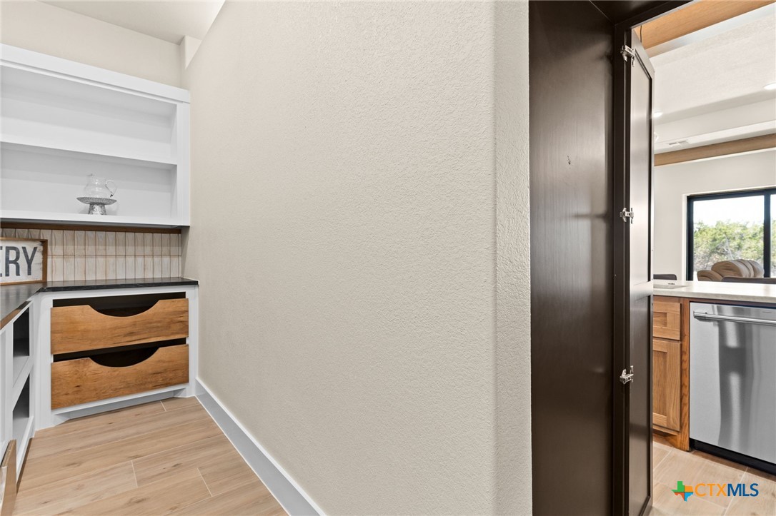 4374 Tall Ridge