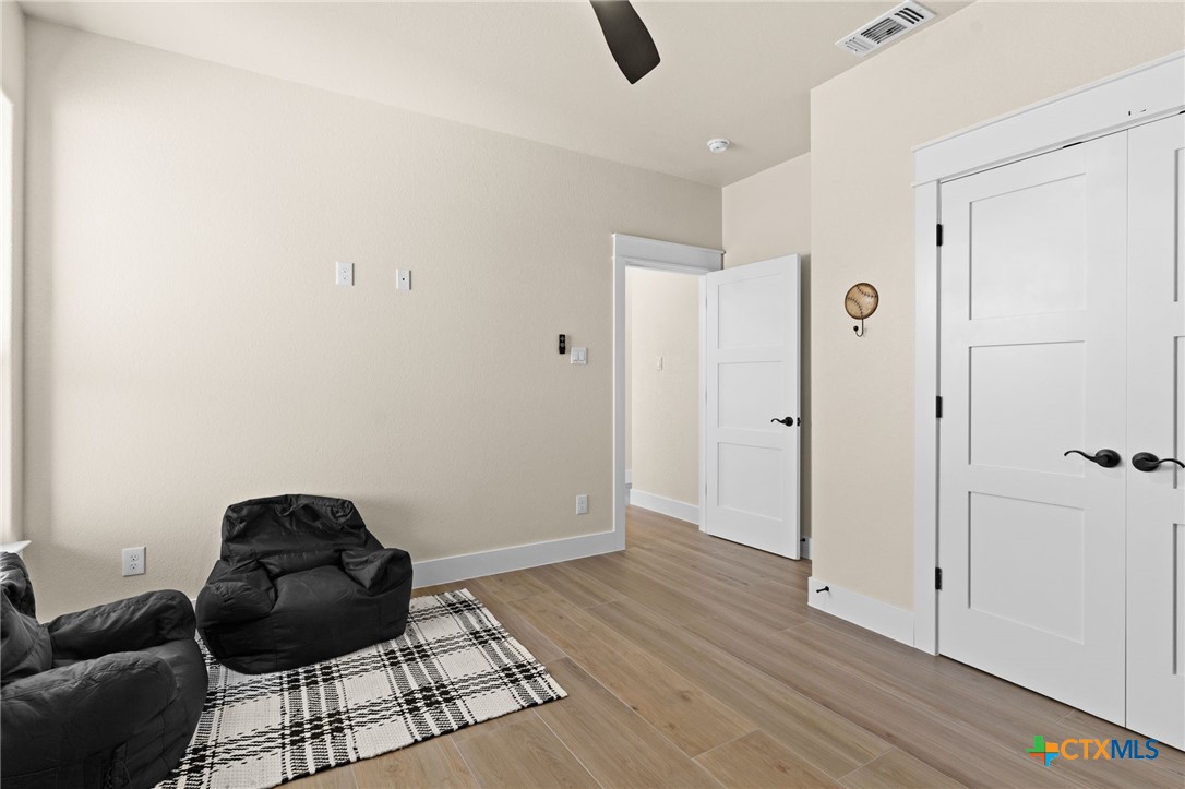 4374 Tall Ridge