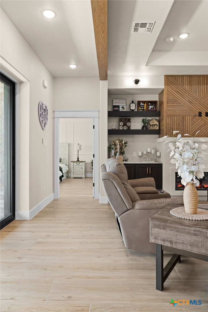 4374 Tall Ridge