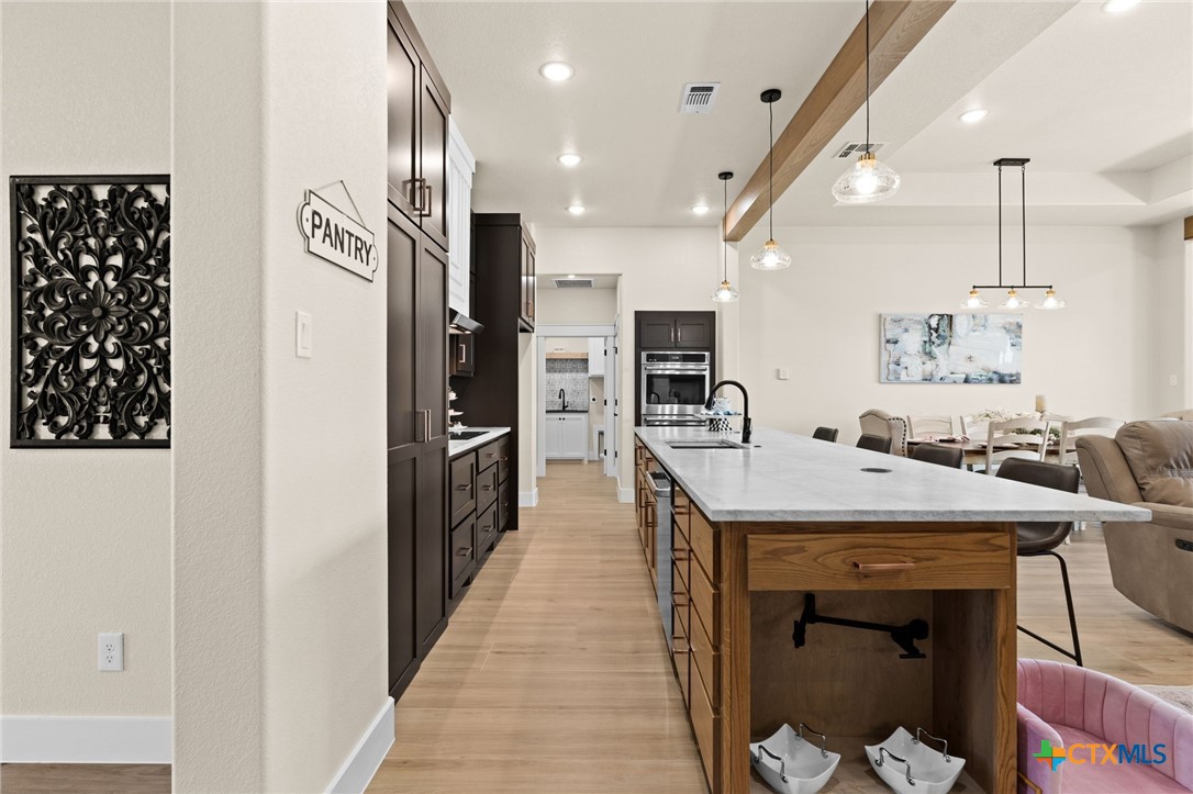 4374 Tall Ridge