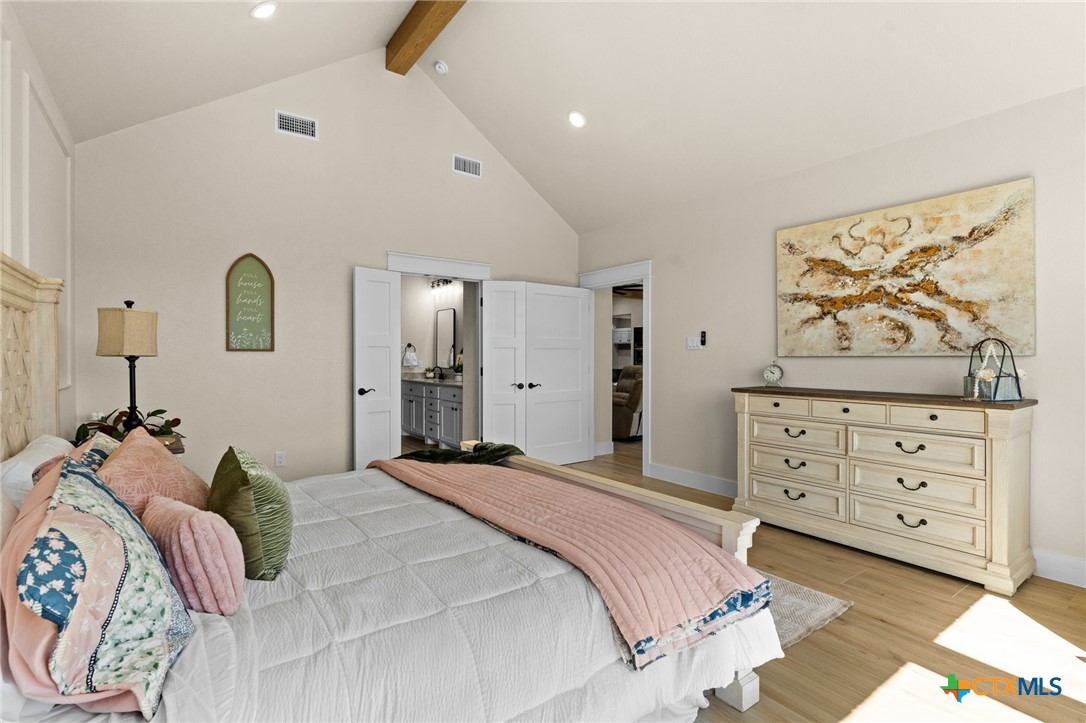 4374 Tall Ridge