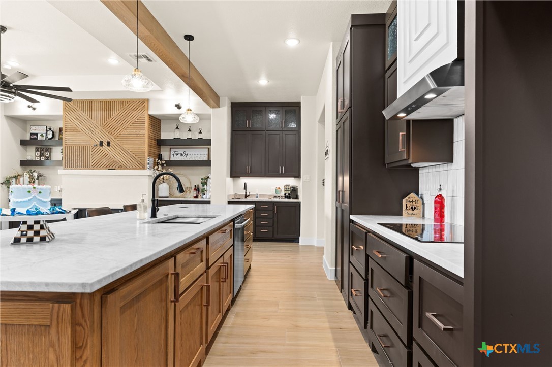 4374 Tall Ridge