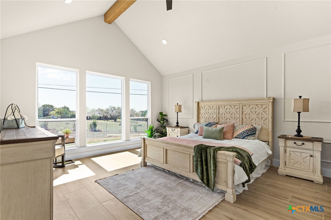 4374 Tall Ridge
