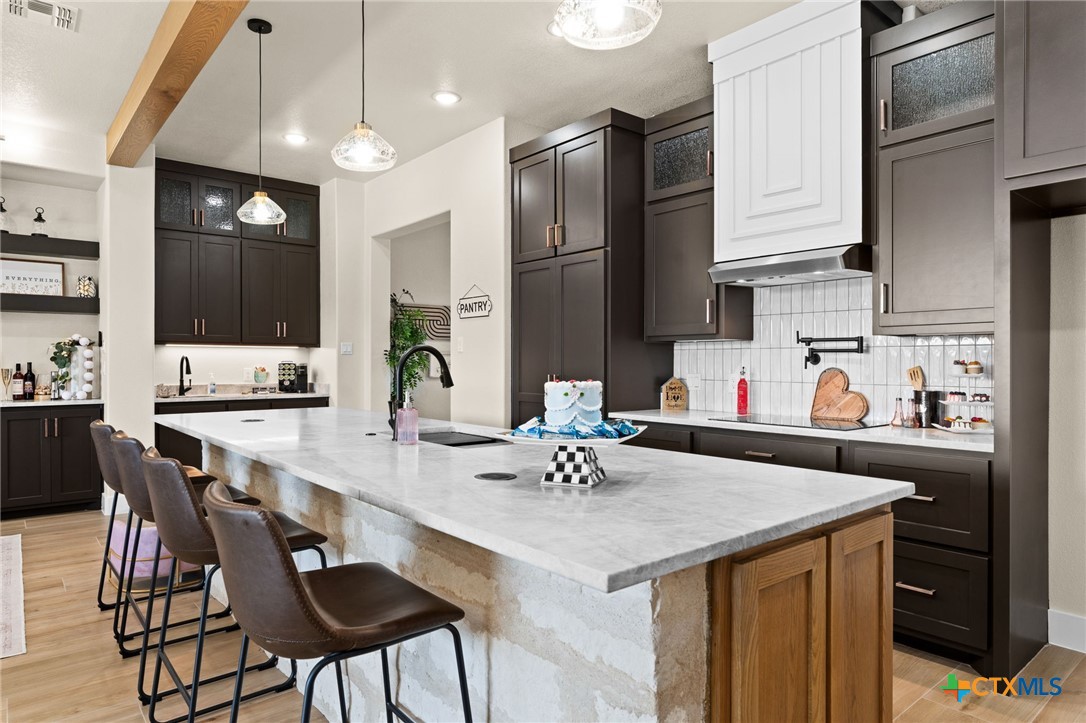 4374 Tall Ridge