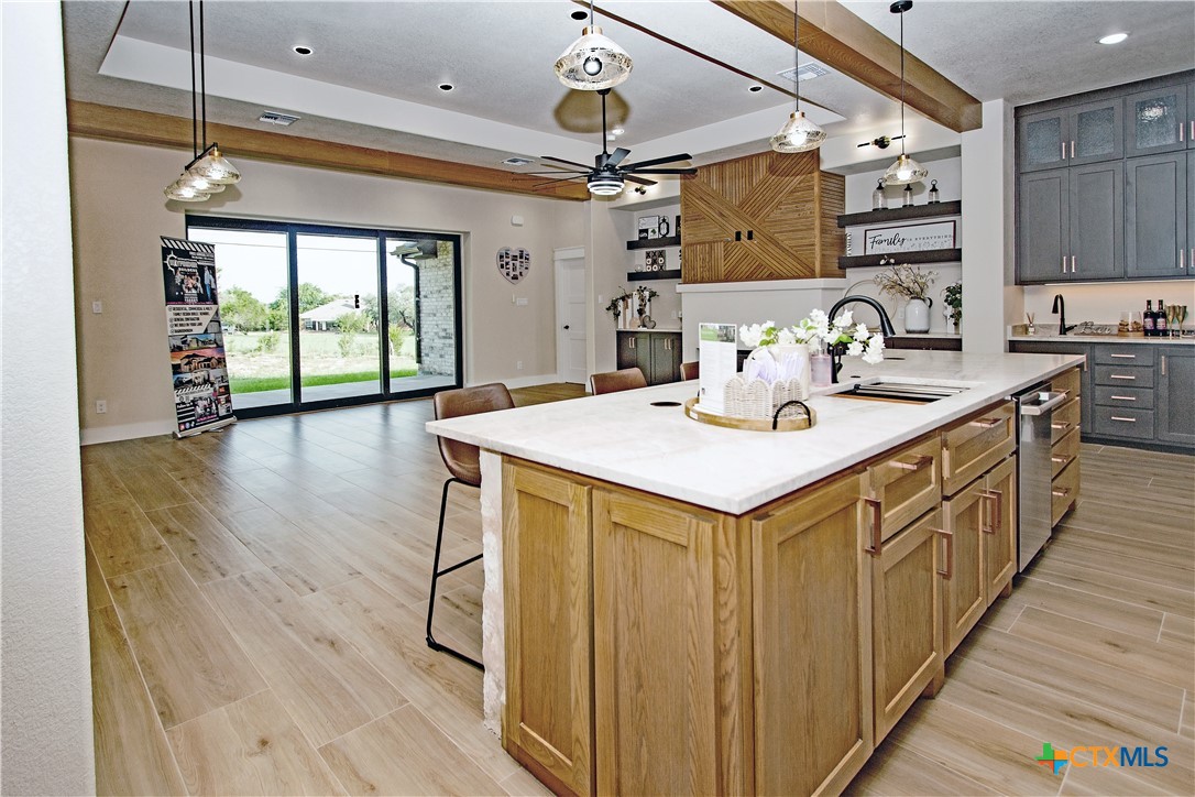 4374 Tall Ridge