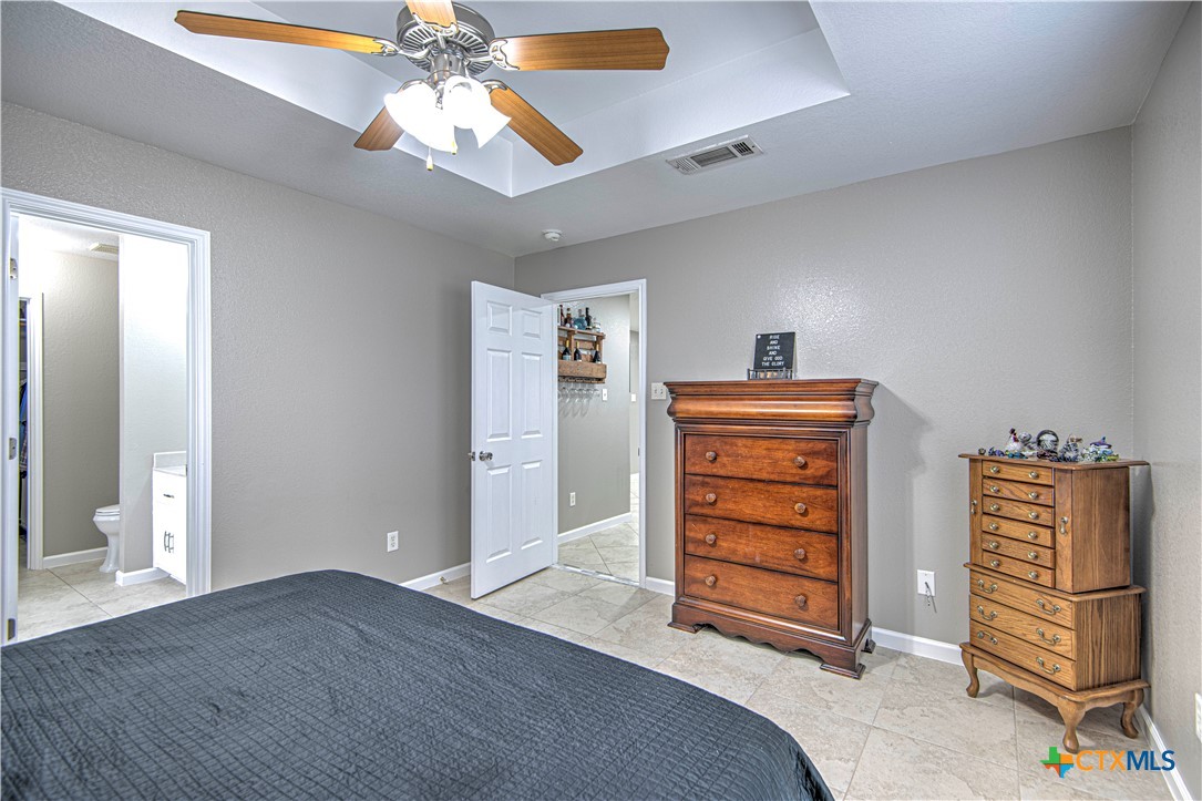 1303 Travis Circle