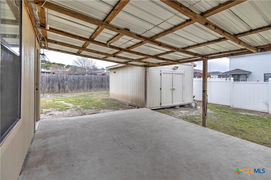 1303 Travis Circle