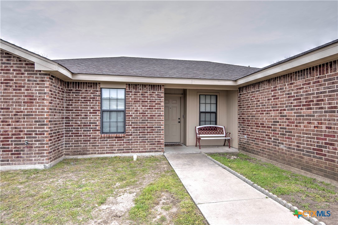 1303 Travis Circle