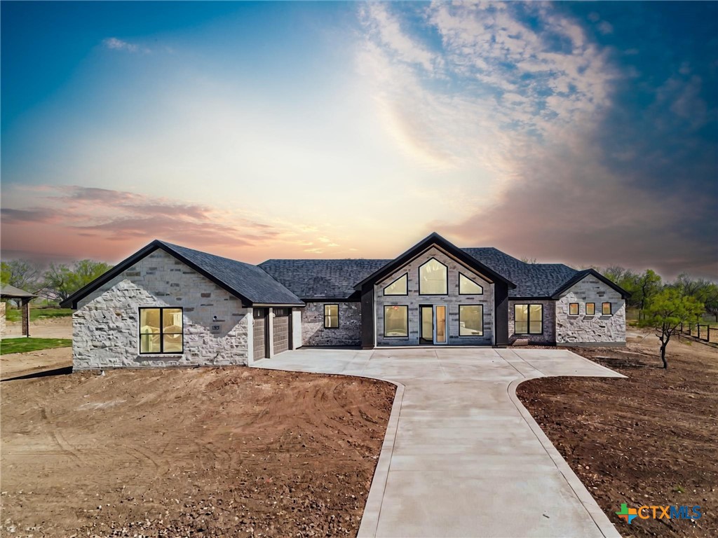 549 County Road 3152