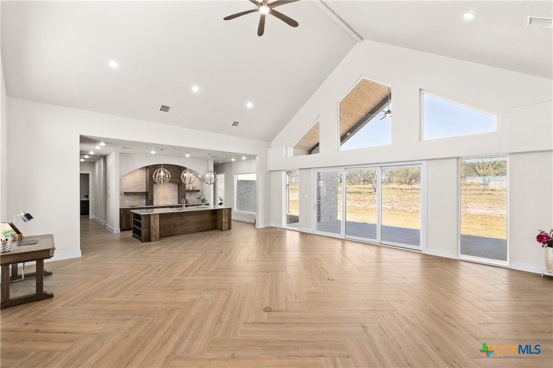 549 County Road 3152