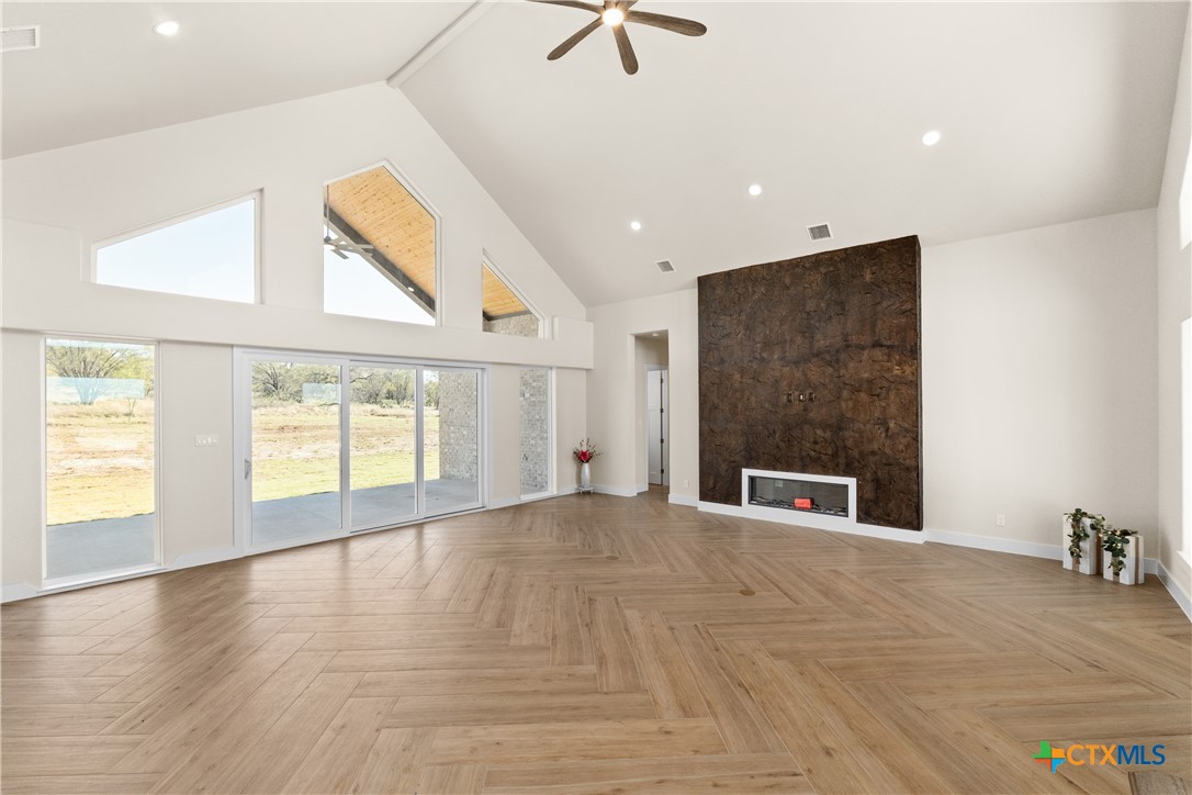 549 County Road 3152