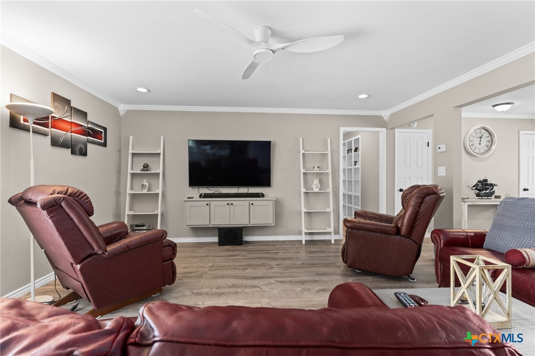 1283 County Road 4765